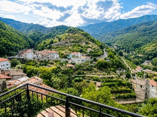 Appartamento in vendita a Ceriana IM