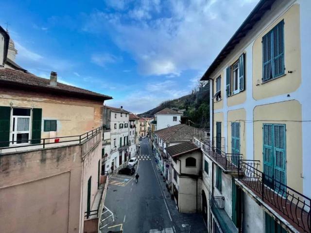 Appartamento in vendita a Ceriana IM