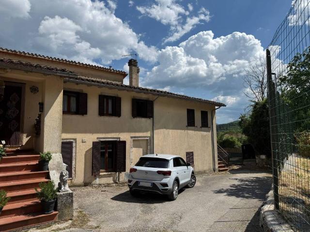 Appartamento in vendita a Cerreto di Spoleto PG