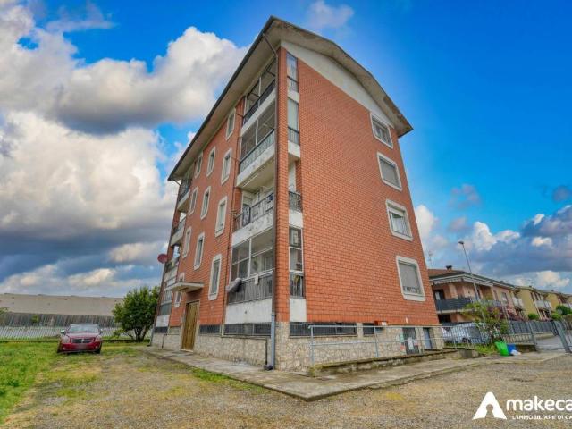 Appartamento in vendita a Cerro al Lambro MI