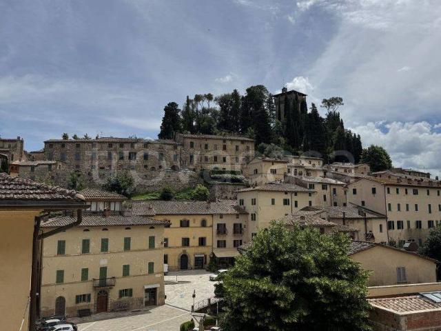 Appartamento in vendita a Cetona via 2 giugno