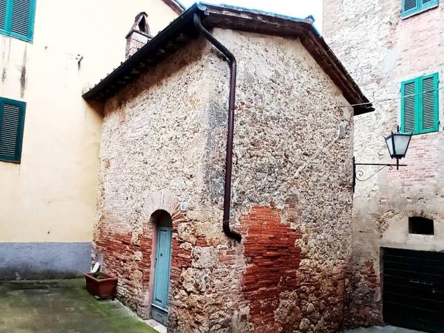 Appartamento in vendita a Cetona SI