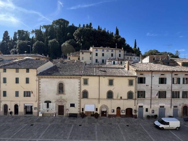 Appartamento in vendita a Cetona SI