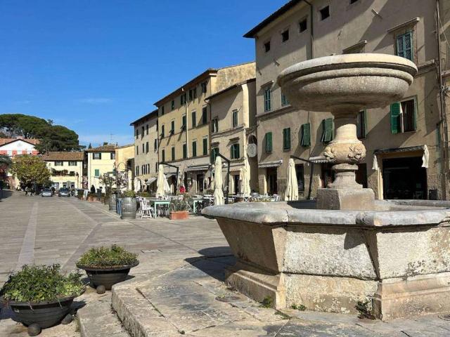 Appartamento in vendita a Cetona SI