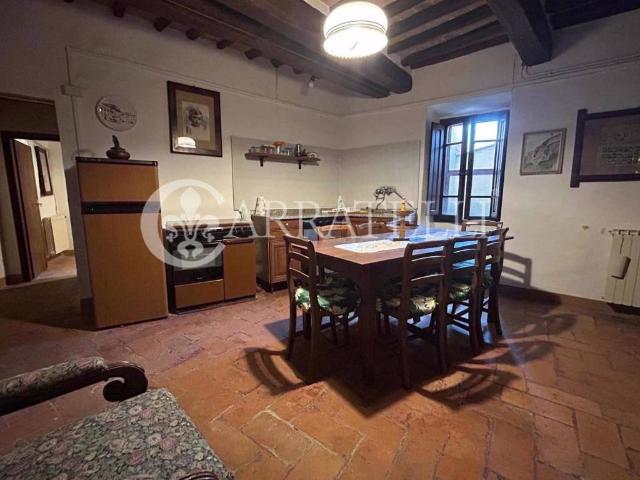 Appartamento in vendita a Cetona SI