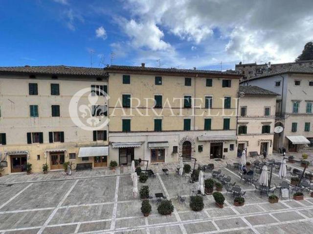 Appartamento in vendita a Cetona SI