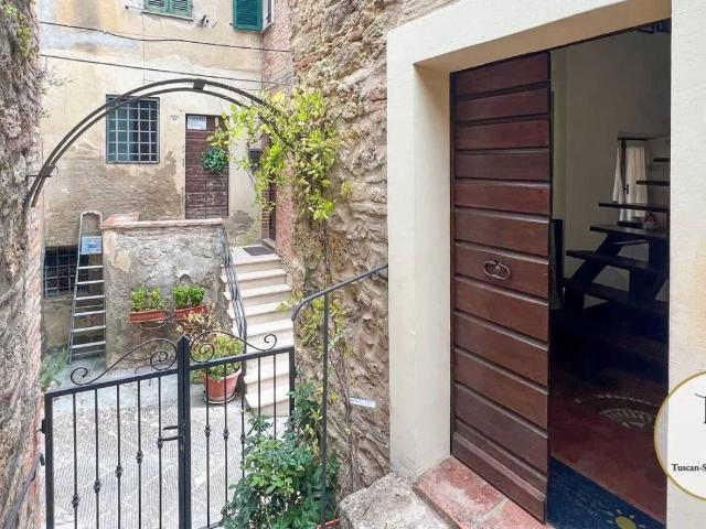 Appartamento in vendita a Cetona SI