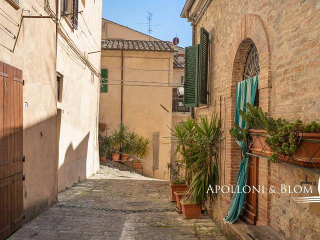 Appartamento in vendita a Cetona SI