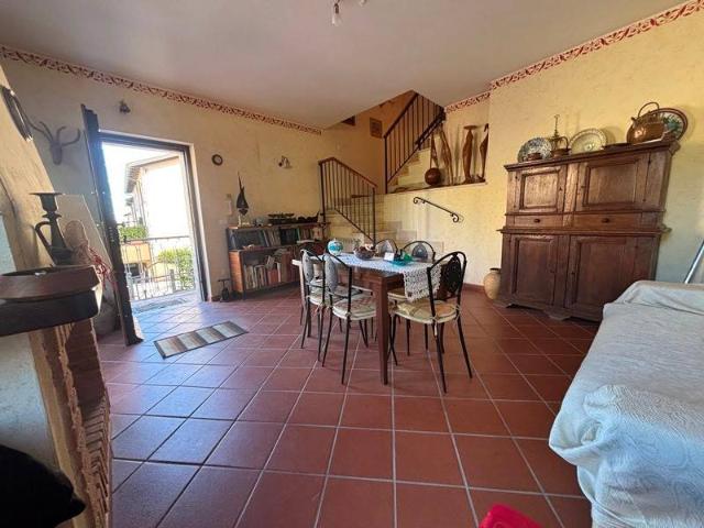 Appartamento in vendita a Cetona SI