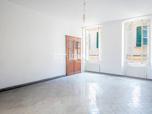 Appartamento in vendita a Chiavari vicolo dei Cogorno