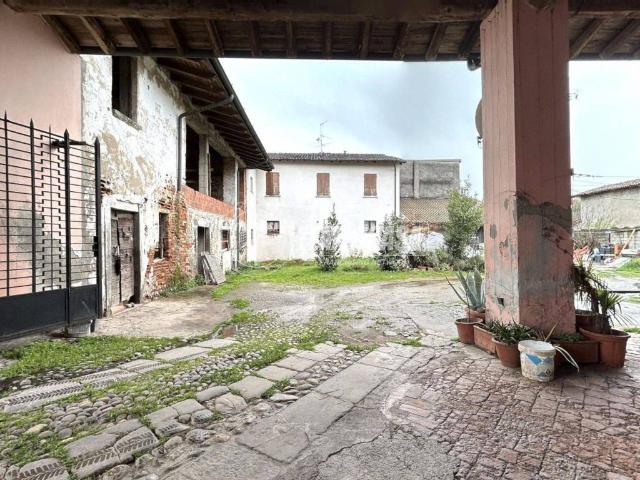 Appartamento in vendita a Chiari BS