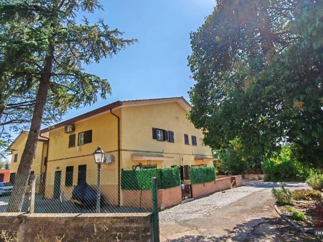 Appartamento in vendita a Ciampino RM