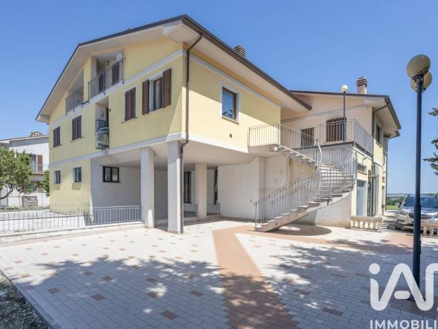 Appartamento in vendita a Cingoli MC