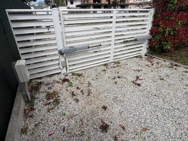 Appartamento in vendita a Cinquale Montignoso 90 mq Rif: 1406223