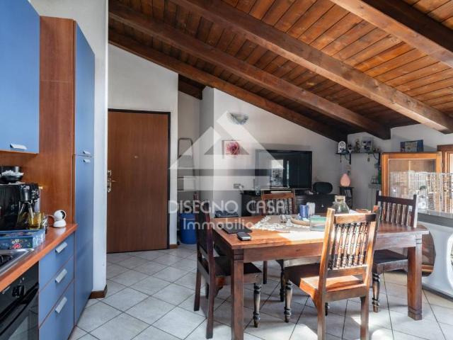 Appartamento in vendita a Civate LC
