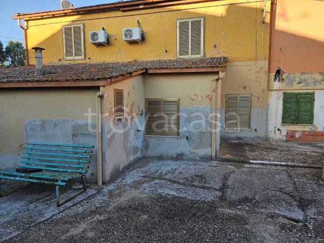 Appartamento in vendita a Civita Castellana via Della Scuola, 1
