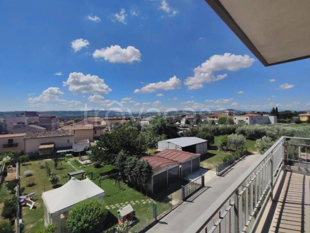 Appartamento in vendita a Civitanova Marche via del Molino, 36
