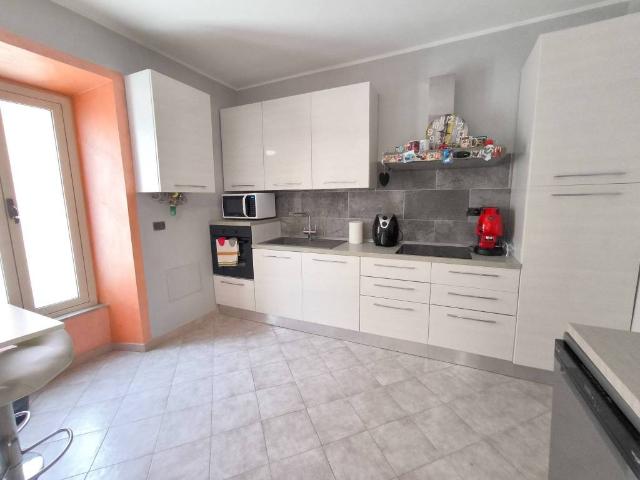 Appartamento in vendita a Civitavecchia RM