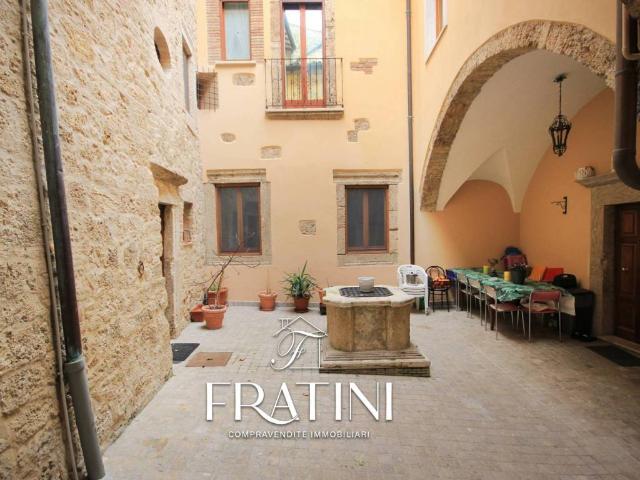 Appartamento in vendita a Civitella del Tronto TE