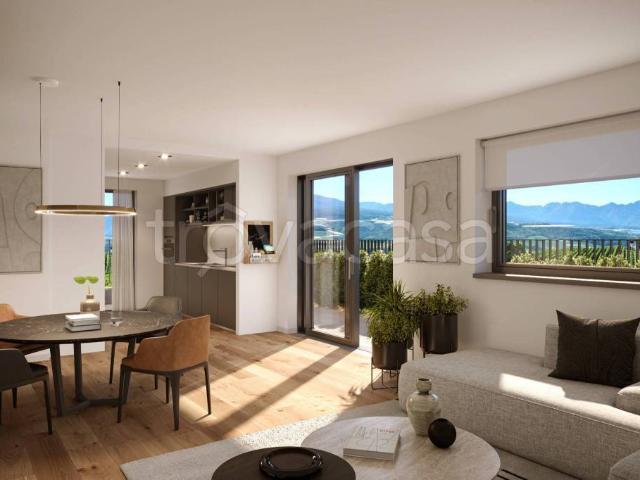 Appartamento in vendita a Cles via Cassina, 49