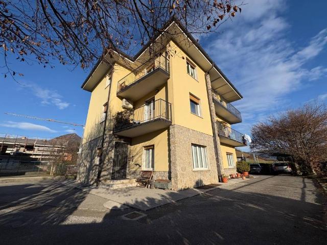 Appartamento in vendita a Clusone BG