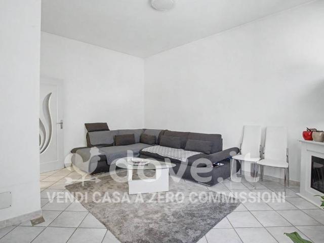 Appartamento in vendita a Cocquio Trevisago VA