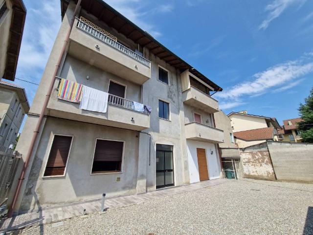 Appartamento in vendita a Cogliate MB