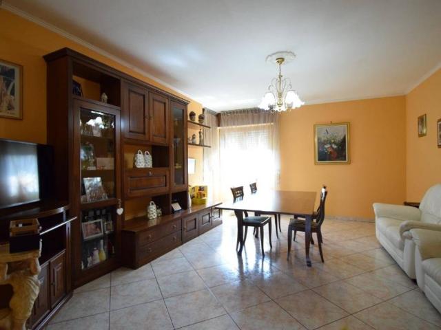 Appartamento in vendita a Cologno Monzese MI