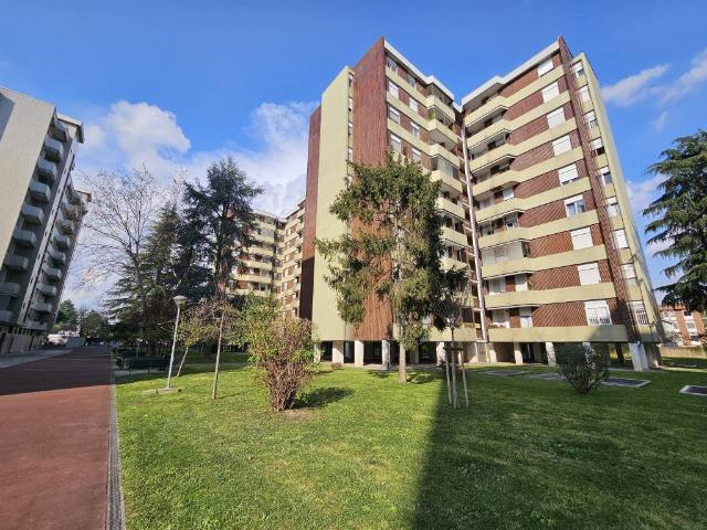 Appartamento in vendita a Cologno Monzese MI