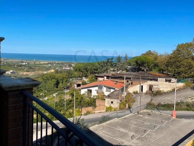 Appartamento in vendita a Colonnella