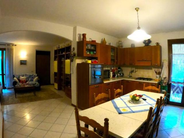 Appartamento in vendita a Colle di Val d'Elsa 85 mq Rif: 669147