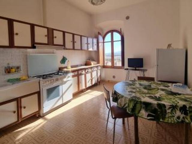 Appartamento in vendita a Colle di Val d'Elsa 95 mq Rif: 1357148