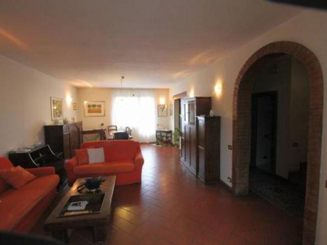 Appartamento in vendita a Colle di Val d'Elsa 270 mq Rif: 616228