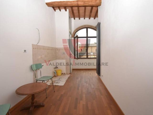 Appartamento in vendita a Colle di Val d'Elsa SI