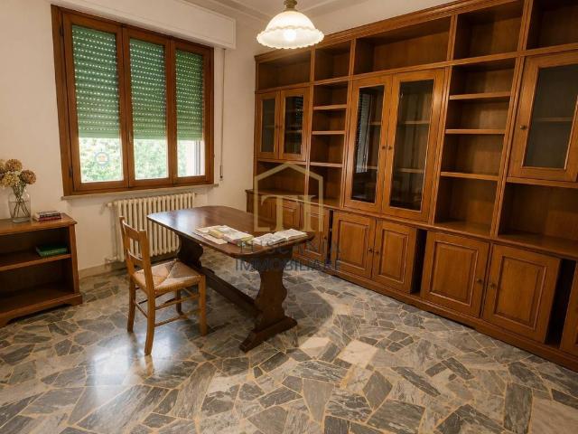 Appartamento in vendita a Colle di Val d'Elsa SI