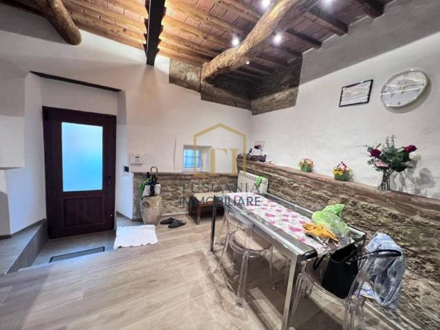 Appartamento in vendita a Colle di Val d'Elsa SI