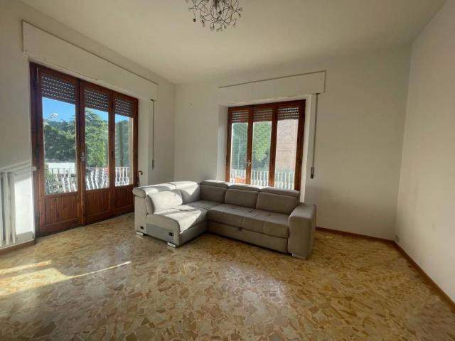 Appartamento in vendita a Colle di Val d'Elsa SI