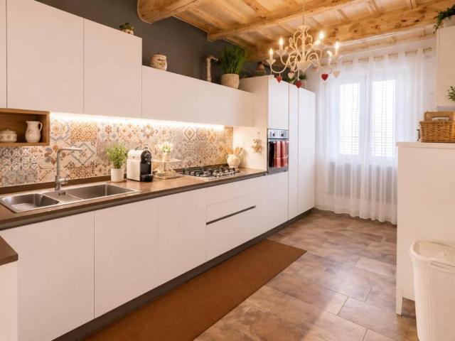 Appartamento in vendita a Colle di Val d'Elsa SI