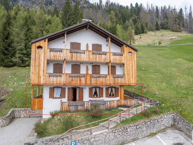 Appartamento in vendita a Colle Santa Lucia BL