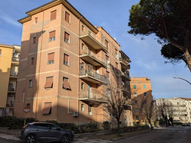 Appartamento in vendita a Colleferro RM