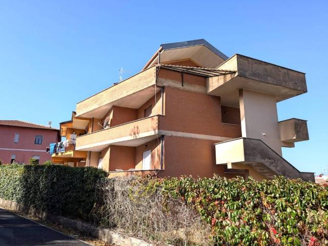 Appartamento in vendita a Colleferro RM