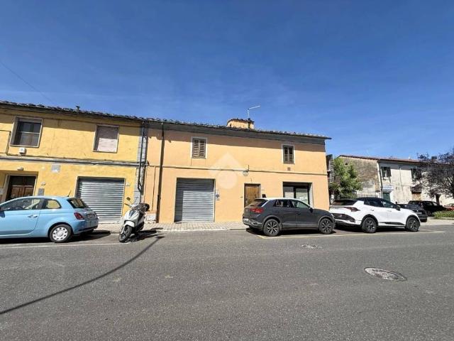 Appartamento in vendita a Collesalvetti LI