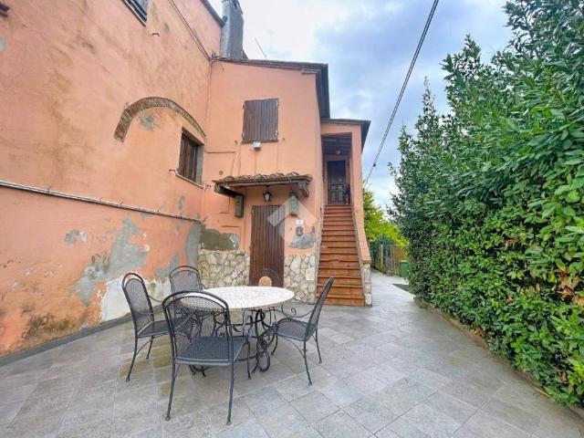 Appartamento in vendita a Collesalvetti LI