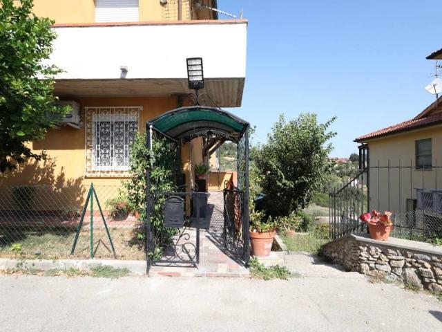 Appartamento in vendita a Collesalvetti LI