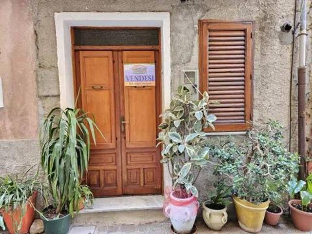 Appartamento in vendita a Collesano PA