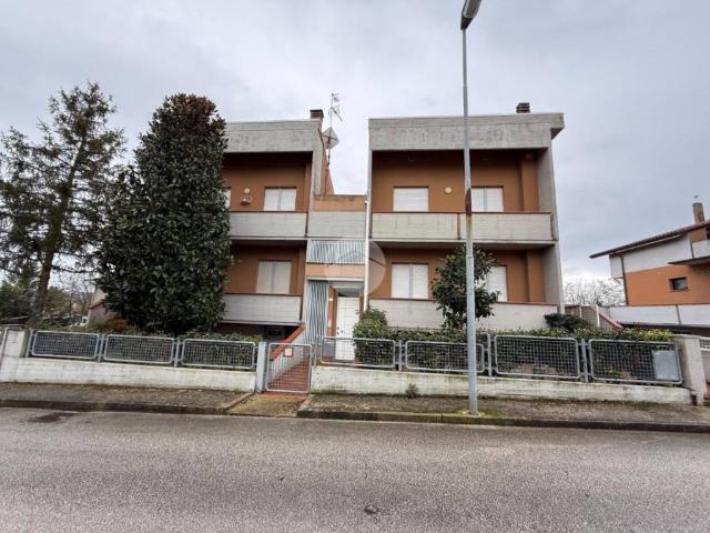 Appartamento in vendita a Colli al Metauro PU