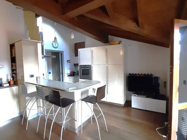 Appartamento in vendita a Colverde CO