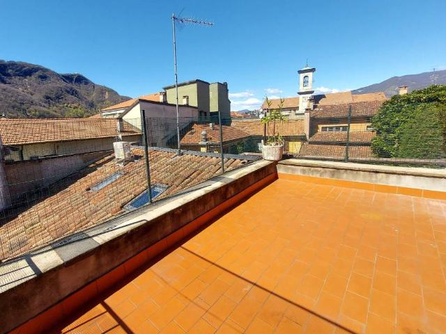 Appartamento in vendita a Como CO