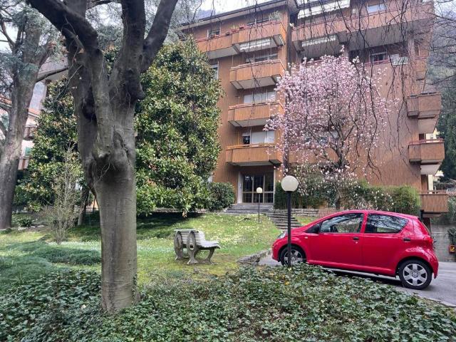 Appartamento in vendita a Como CO