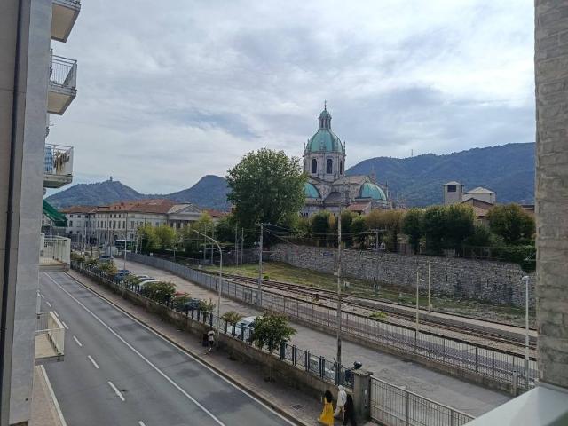Appartamento in vendita a Como CO